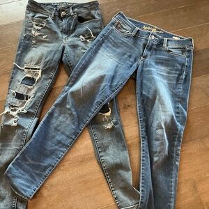 Arizona Jean Company Women's Blue Distressed Skinny Jeans and ARIZONA JEGGING